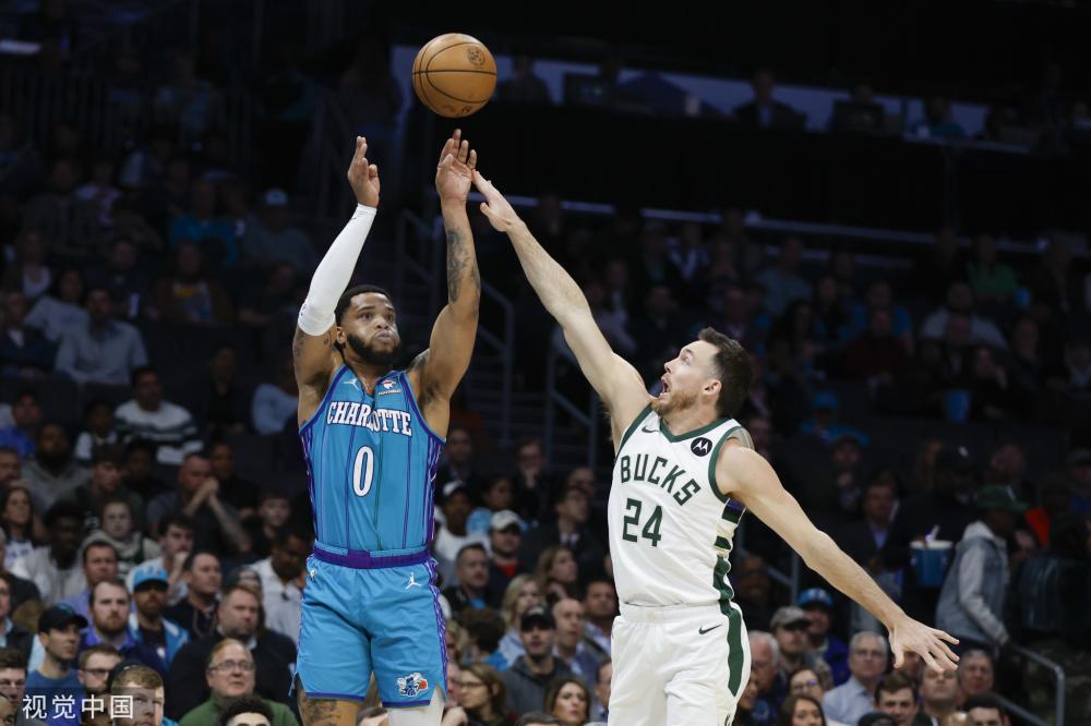 纷加快引援 纷加快引援